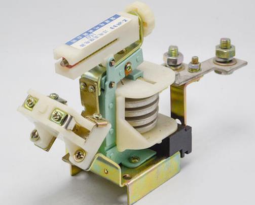 过电流继电器工作原理接线图和选型方法