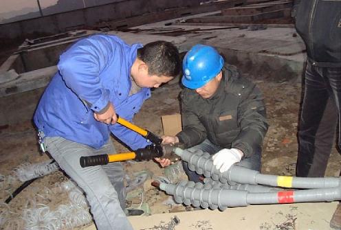 电缆终端头的标准制作方法防止触电和接触不良